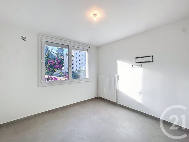Appartement F3 &agrave; louer - 3 pi&egrave;ces - 54 m2 - Cannes - 06 - PROVENCE-ALPES-COTE-D-AZUR