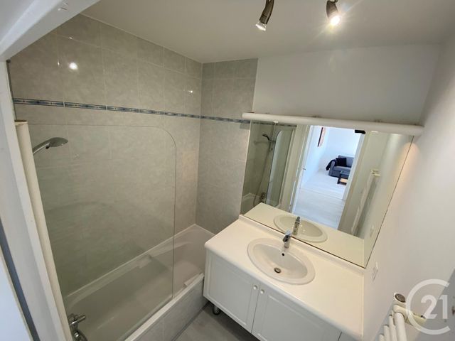 Appartement F2 &agrave; louer - 2 pi&egrave;ces - 39 m2 - Nice - 06 - PROVENCE-ALPES-COTE-D-AZUR