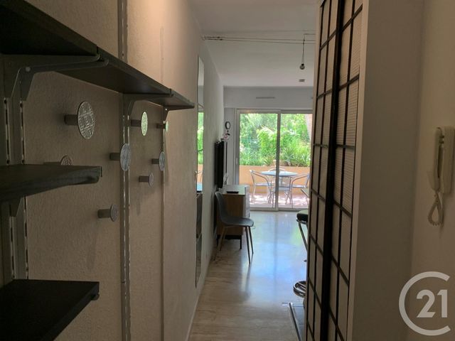 Appartement F1 &agrave; louer - 1 pi&egrave;ce - 20 m2 - Nice - 06 - PROVENCE-ALPES-COTE-D-AZUR