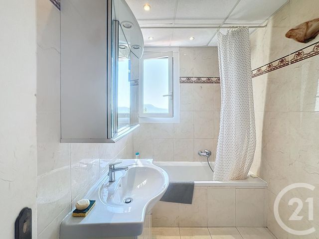 Appartement F1 &agrave; louer - 1 pi&egrave;ce - 34 m2 - Nice - 06 - PROVENCE-ALPES-COTE-D-AZUR