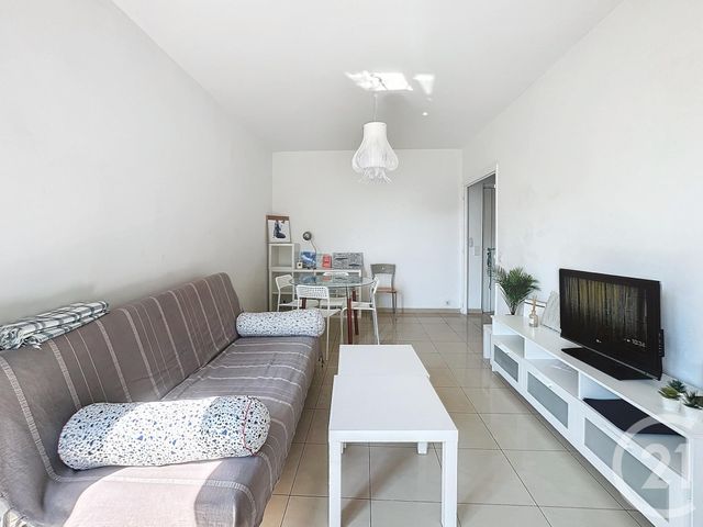 Appartement F1 &agrave; louer - 1 pi&egrave;ce - 34 m2 - Nice - 06 - PROVENCE-ALPES-COTE-D-AZUR