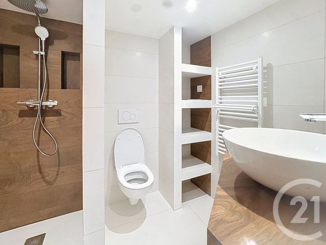 Appartement F2 &agrave; louer - 2 pi&egrave;ces - 31 m2 - Le Cannet - 06 - PROVENCE-ALPES-COTE-D-AZUR