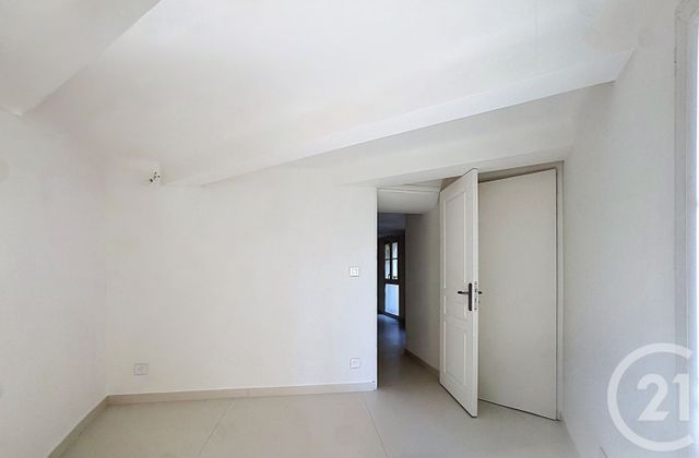 Appartement F2 &agrave; louer - 2 pi&egrave;ces - 31 m2 - Le Cannet - 06 - PROVENCE-ALPES-COTE-D-AZUR