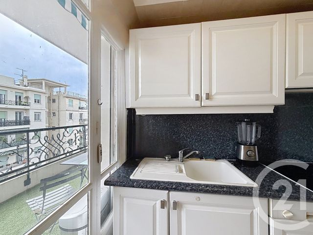 Appartement F2 &agrave; vendre - 2 pi&egrave;ces - 67 m2 - Nice - 06 - PROVENCE-ALPES-COTE-D-AZUR