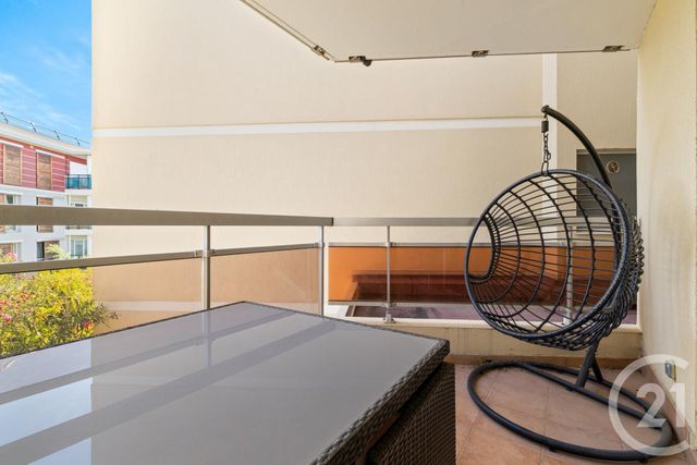 Appartement F1 &agrave; vendre - 1 pi&egrave;ce - 33,18 m2 - St Laurent Du Var - 06 - PROVENCE-ALPES-COTE-D-AZUR