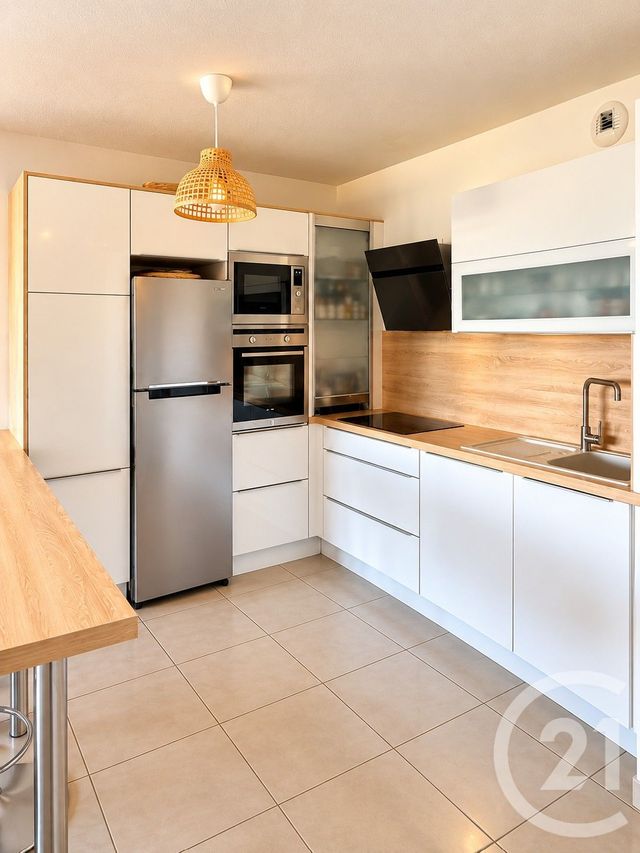Appartement F2 &agrave; louer - 2 pi&egrave;ces - 50 m2 - Nice - 06 - PROVENCE-ALPES-COTE-D-AZUR