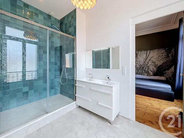 Appartement T5 &agrave; vendre - 6 pi&egrave;ces - 256,09 m2 - Le Puy En Velay - 43 - AUVERGNE