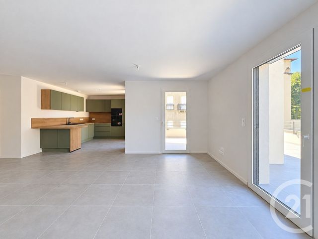 Appartement T4 &agrave; vendre - 5 pi&egrave;ces - 108,62 m2 - Le Puy En Velay - 43 - AUVERGNE
