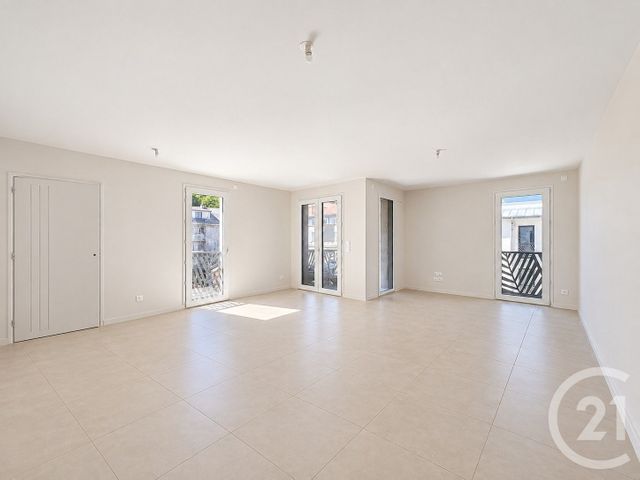 Appartement T3 &agrave; vendre - 4 pi&egrave;ces - 81,82 m2 - Le Puy En Velay - 43 - AUVERGNE