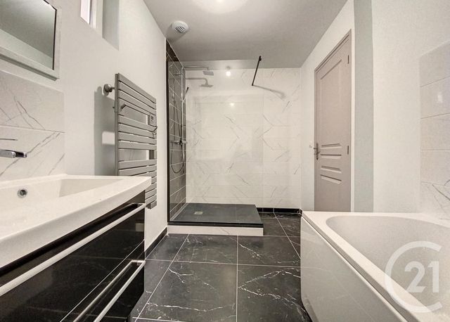 Appartement F4 à vendre - 5 pièces - 114,69 m2 - Le Puy En Velay - 43 - AUVERGNE