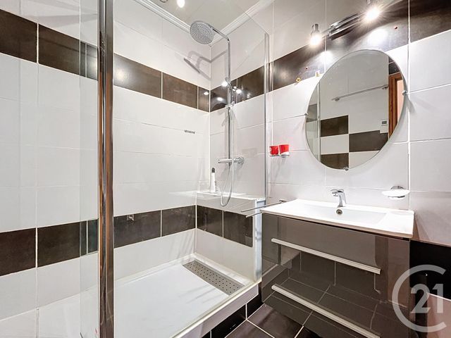 Appartement à vendre - 5 pièces - 143,74 m2 - Le Puy En Velay - 43 - AUVERGNE