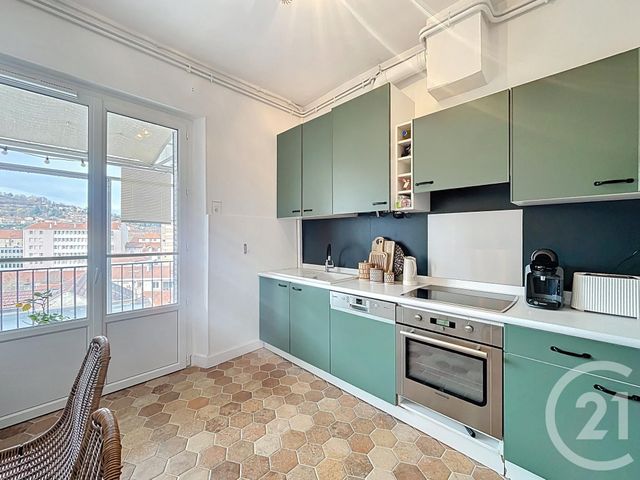 Appartement F3 bis &agrave; vendre - 4 pi&egrave;ces - 81,70 m2 - Le Puy En Velay - 43 - AUVERGNE