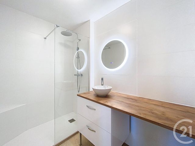 Appartement F3 &agrave; vendre - 3 pi&egrave;ces - 67,50 m2 - Le Puy En Velay - 43 - AUVERGNE