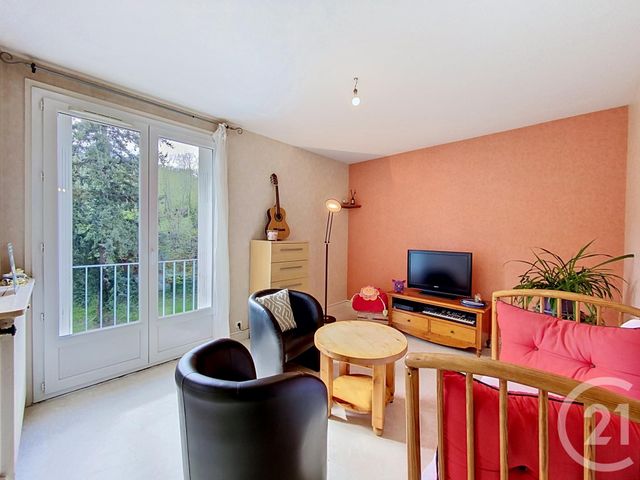 Appartement T3 &agrave; vendre - 3 pi&egrave;ces - 92,43 m2 - Le Puy En Velay - 43 - AUVERGNE