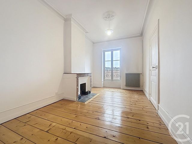 Appartement T4 &agrave; vendre - 4 pi&egrave;ces - 118,78 m2 - Le Puy En Velay - 43 - AUVERGNE