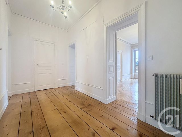 Appartement T4 &agrave; vendre - 4 pi&egrave;ces - 118,78 m2 - Le Puy En Velay - 43 - AUVERGNE