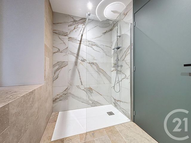 Appartement T3 &agrave; vendre - 3 pi&egrave;ces - 65,29 m2 - Le Puy En Velay - 43 - AUVERGNE