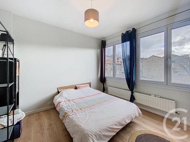 Appartement T4 &agrave; vendre - 5 pi&egrave;ces - 94,42 m2 - Le Puy En Velay - 43 - AUVERGNE