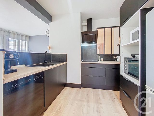 Appartement T4 &agrave; vendre - 5 pi&egrave;ces - 94,42 m2 - Le Puy En Velay - 43 - AUVERGNE