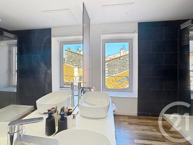 Appartement F3 &agrave; vendre - 3 pi&egrave;ces - 84,09 m2 - Le Puy En Velay - 43 - AUVERGNE