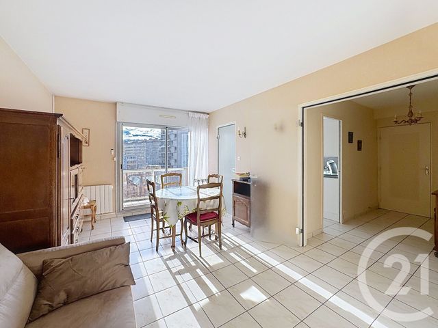 Appartement F3 &agrave; vendre - 3 pi&egrave;ces - 71 m2 - Le Puy En Velay - 43 - AUVERGNE