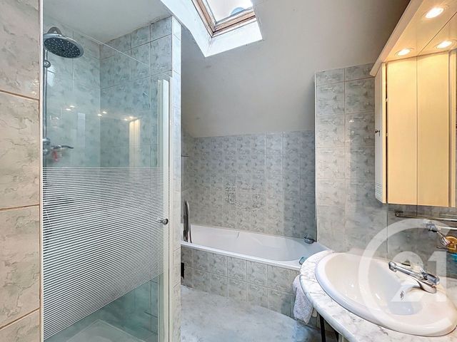 Maison &agrave; vendre - 5 pi&egrave;ces - 117,72 m2 - Bains - 43 - AUVERGNE