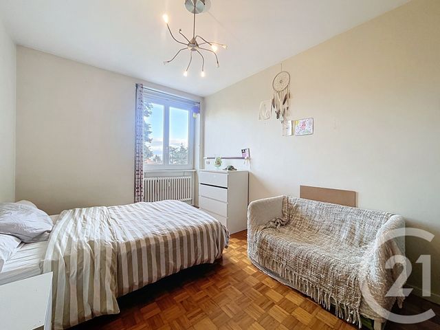 Appartement F4 à vendre - 5 pièces - 107,40 m2 - Vals Pres Le Puy - 43 - AUVERGNE