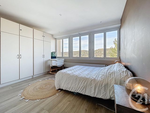 Appartement &agrave; vendre - 5 pi&egrave;ces - 88,30 m2 - Le Puy En Velay - 43 - AUVERGNE