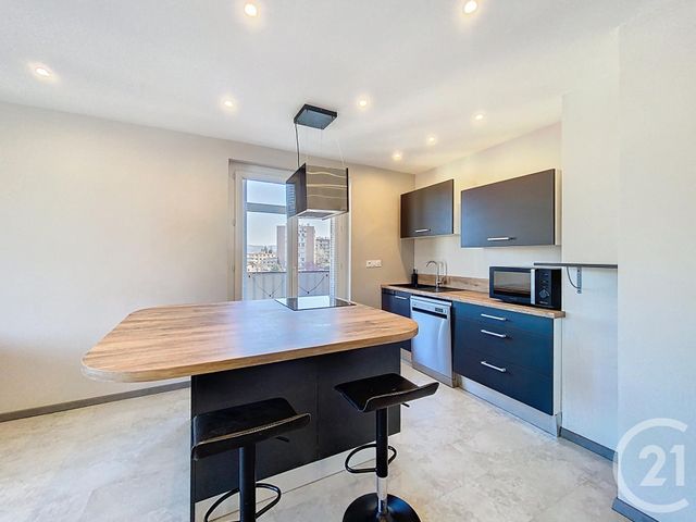 Appartement F3 bis &agrave; vendre - 5 pi&egrave;ces - 88,30 m2 - Le Puy En Velay - 43 - AUVERGNE