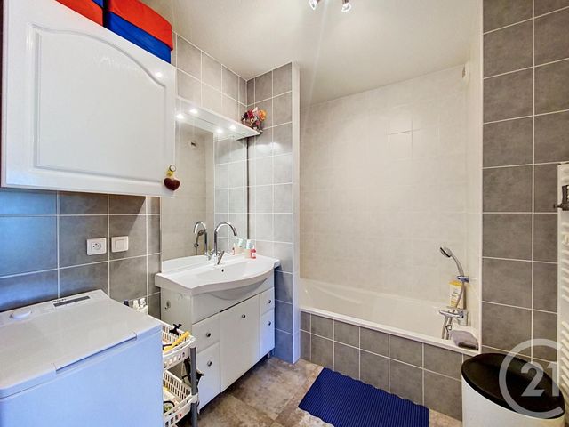 Appartement T4 &agrave; vendre - 4 pi&egrave;ces - 85,54 m2 - Brives Charensac - 43 - AUVERGNE