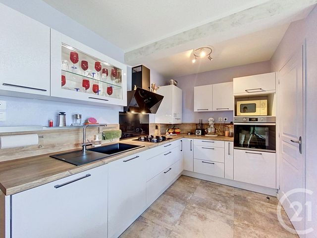 Appartement T4 &agrave; vendre - 4 pi&egrave;ces - 85,54 m2 - Brives Charensac - 43 - AUVERGNE