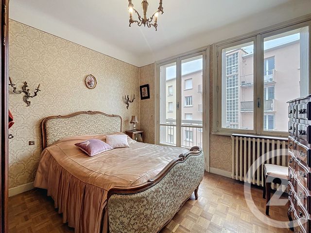 Appartement F5 &agrave; vendre - 6 pi&egrave;ces - 106,60 m2 - Le Puy En Velay - 43 - AUVERGNE