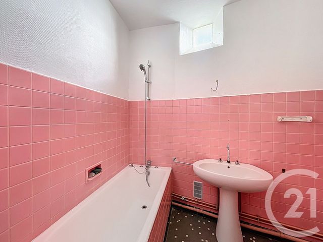 Appartement F4 &agrave; vendre - 4 pi&egrave;ces - 106,60 m2 - Le Puy En Velay - 43 - AUVERGNE