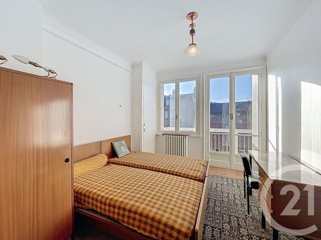 Appartement F4 &agrave; vendre - 4 pi&egrave;ces - 106,60 m2 - Le Puy En Velay - 43 - AUVERGNE