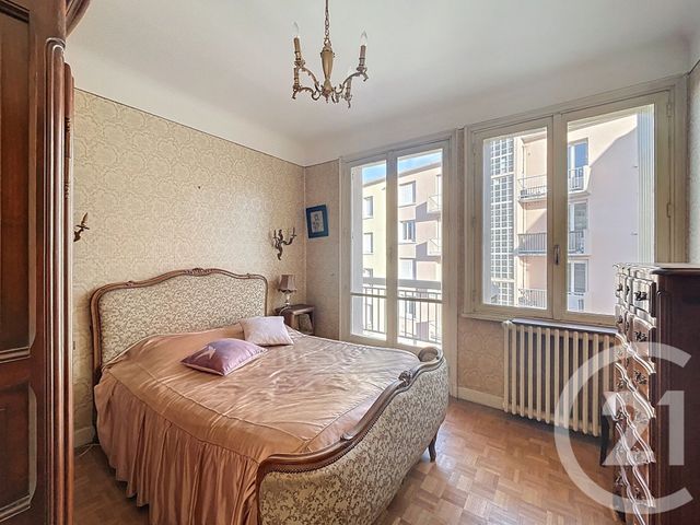 Appartement F4 &agrave; vendre - 4 pi&egrave;ces - 106,60 m2 - Le Puy En Velay - 43 - AUVERGNE