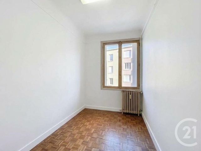 Appartement F5 &agrave; vendre - 5 pi&egrave;ces - 108,40 m2 - Le Puy En Velay - 43 - AUVERGNE