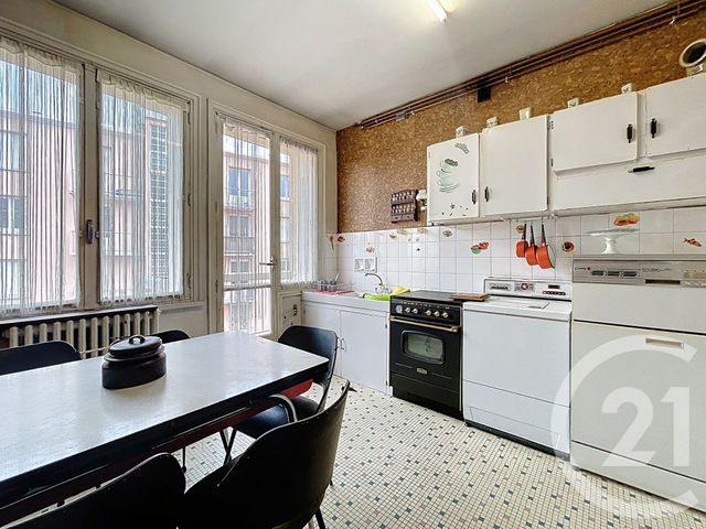 Appartement F5 &agrave; vendre - 6 pi&egrave;ces - 106,60 m2 - Le Puy En Velay - 43 - AUVERGNE