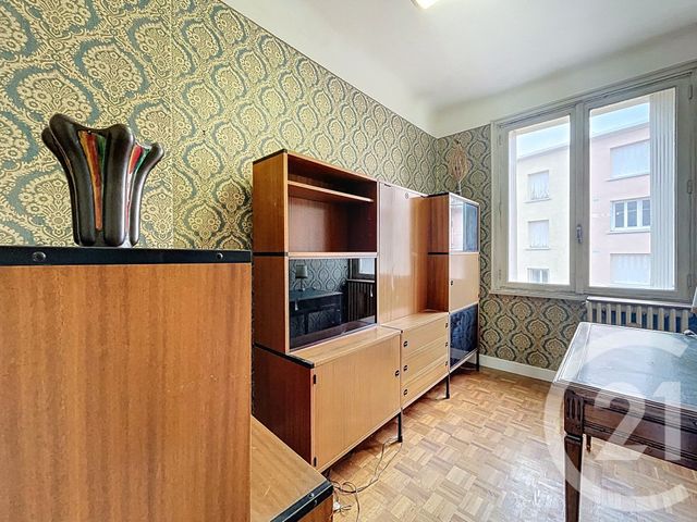 Appartement F5 &agrave; vendre - 6 pi&egrave;ces - 106,60 m2 - Le Puy En Velay - 43 - AUVERGNE
