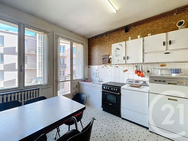 Appartement F4 &agrave; vendre - 4 pi&egrave;ces - 106,60 m2 - Le Puy En Velay - 43 - AUVERGNE