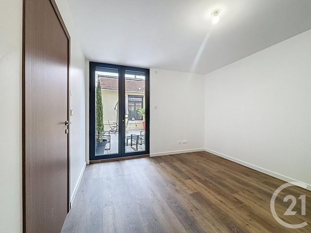 Appartement T3 à vendre - 3 pièces - 105,33 m2 - Le Puy En Velay - 43 - AUVERGNE