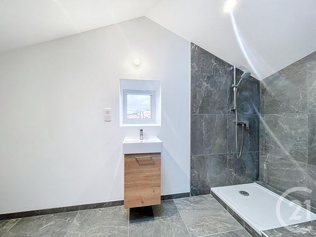 Appartement F6 à vendre - 6 pièces - 117 m2 - Le Puy En Velay - 43 - AUVERGNE