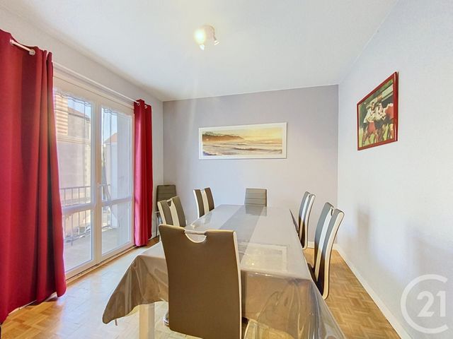 Appartement T3 &agrave; vendre - 5 pi&egrave;ces - 80,10 m2 - Le Puy En Velay - 43 - AUVERGNE