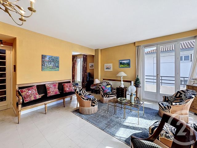 Appartement T4 &agrave; vendre - 4 pi&egrave;ces - 110 m2 - Le Puy En Velay - 43 - AUVERGNE