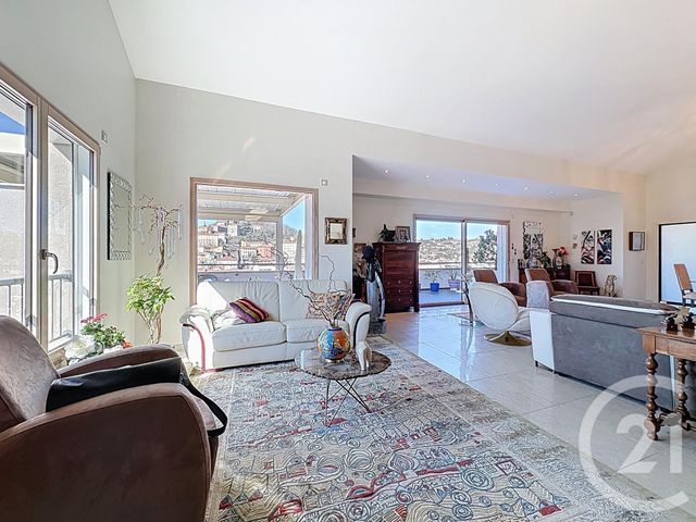 Appartement F5 &agrave; vendre - 8 pi&egrave;ces - 265,76 m2 - Le Puy En Velay - 43 - AUVERGNE