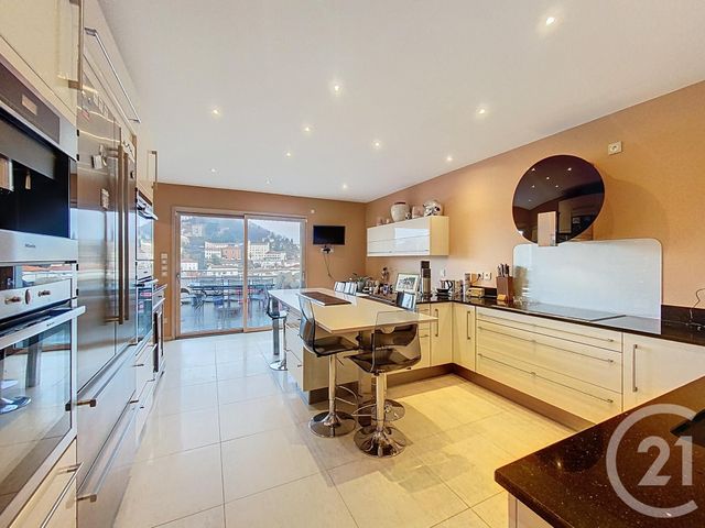 Appartement F5 &agrave; vendre - 8 pi&egrave;ces - 265,76 m2 - Le Puy En Velay - 43 - AUVERGNE