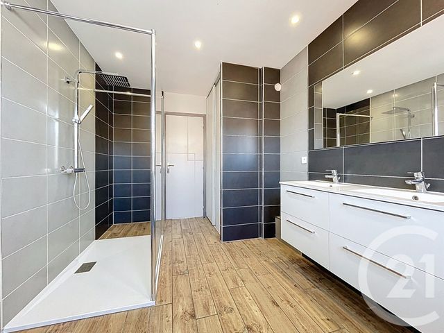 Appartement F3 &agrave; vendre - 3 pi&egrave;ces - 85,76 m2 - Le Puy En Velay - 43 - AUVERGNE