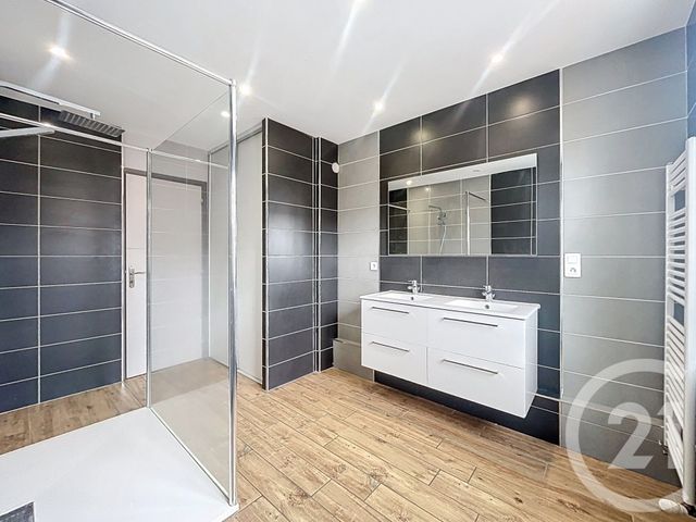 Appartement F3 &agrave; vendre - 3 pi&egrave;ces - 85,76 m2 - Le Puy En Velay - 43 - AUVERGNE