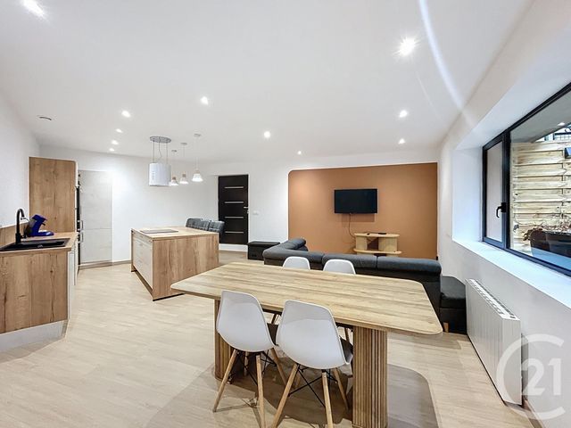 Appartement F3 &agrave; vendre - 3 pi&egrave;ces - 102,43 m2 - Le Puy En Velay - 43 - AUVERGNE