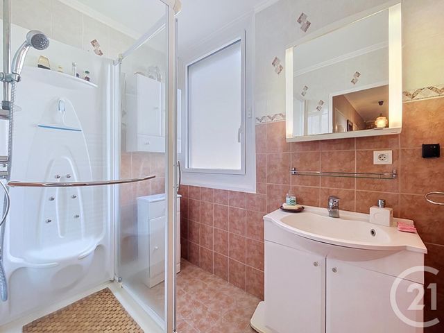 Appartement F3 &agrave; vendre - 4 pi&egrave;ces - 80,07 m2 - Le Puy En Velay - 43 - AUVERGNE
