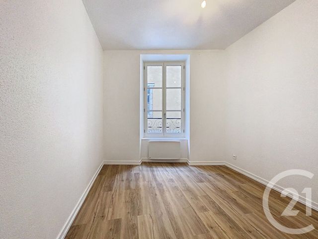 Appartement F3 &agrave; vendre - 4 pi&egrave;ces - 78,16 m2 - Le Puy En Velay - 43 - AUVERGNE